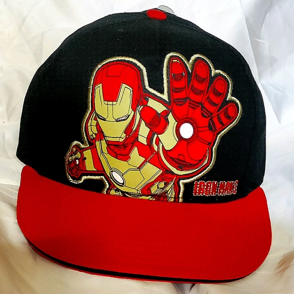 New IRONMAN 3 Baseball Cap! Marvel, Avengers. 2-Toned Rd/Blk. Snapback. Unisex - Picture 1 of 8